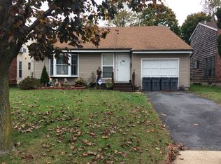 2A Flanders Ave, Melville, NY 11747