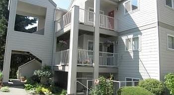 4th image of 4410 SW 107th Ave #438520848