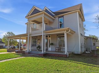 420 E Main St, Stroud, OK 74079
