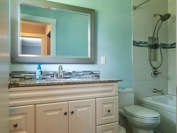 Master bathroom with Jacuzzi