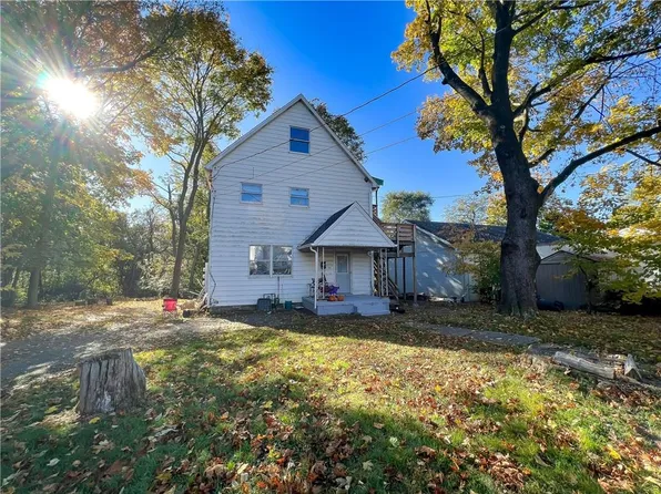954 Cleveland Ave, Brackenridge, PA 15014