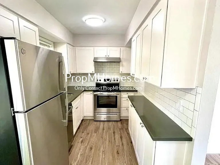6933 NE Clackamas St — Photo 4