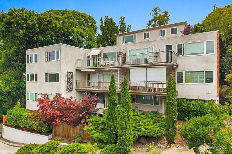 2nd image of 632 13th Avenue E #19