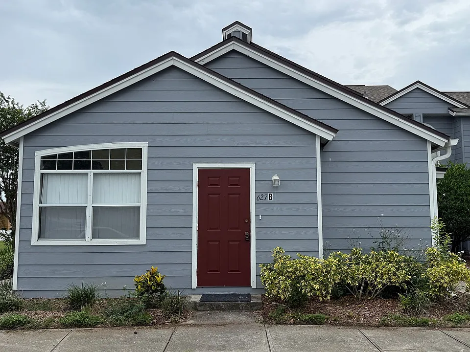 627 Orchid Dr