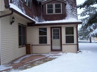 104 Saddle Rdg, Portage, WI 53901