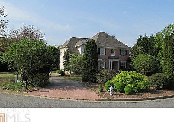2nd image of 1060 Avery Creek Dr