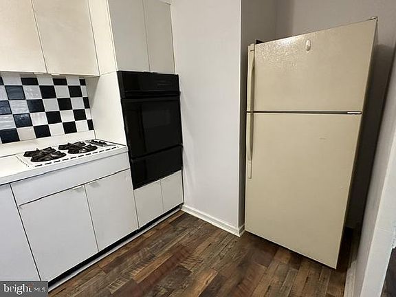 5th image of 1401 Pennsylvania Ave APT 214