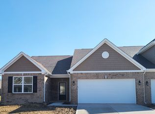 1660 Hedley Way W, Avon, IN 46123