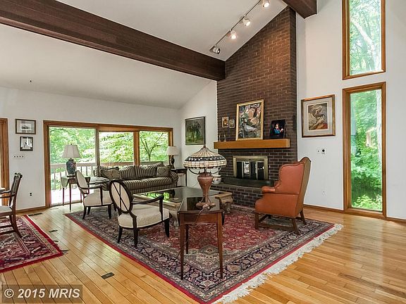 Spacious and Light Filled