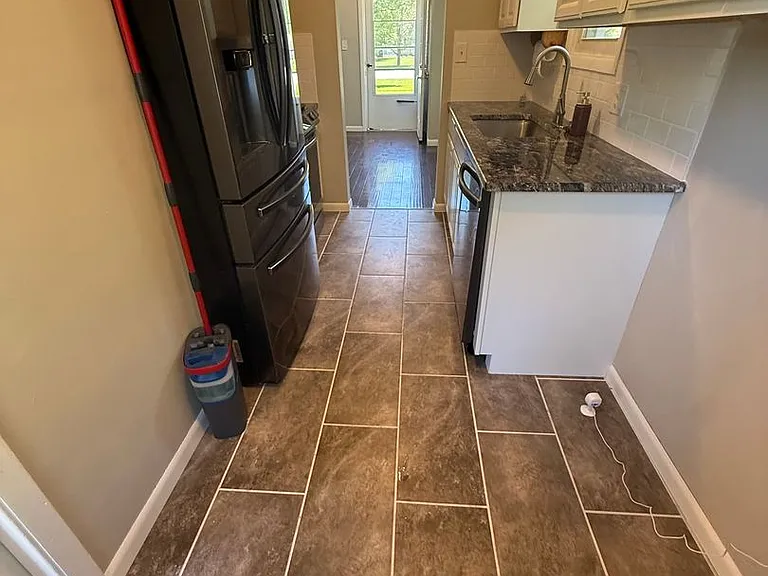 6840 Middlebrook Blvd — Photo 11