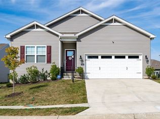 7701 Lake Pointe Dr, Maineville, OH 45039