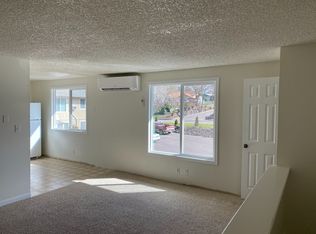 410 SE Park St APT 1, Winston, OR 97496