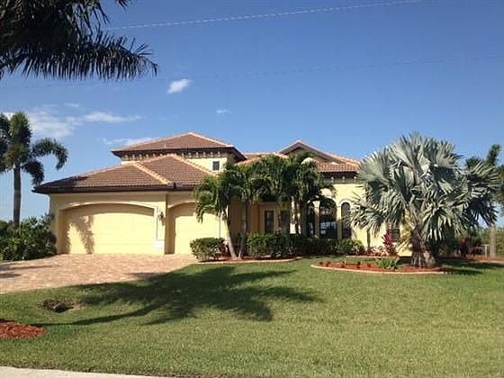 1st image of 4326 SW 10th Ave