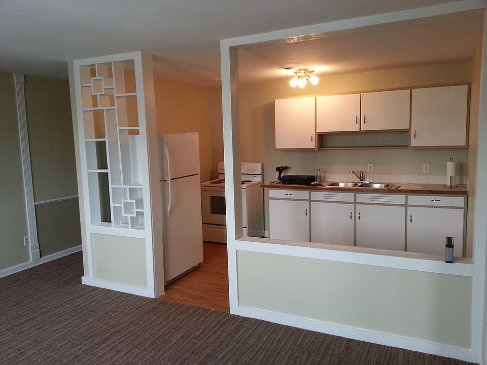 1st image of 223 Park Ave Unit 2