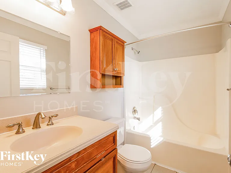 2214 Harmony Ct — Photo 14