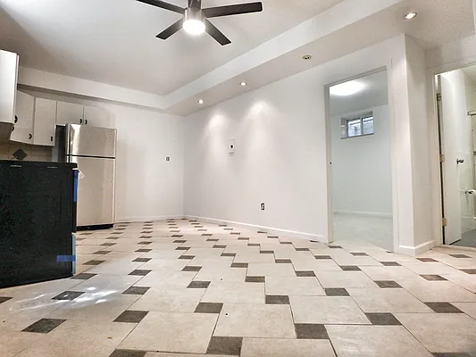 Rented by MAC Realty NY | media 26