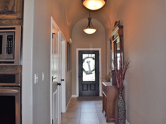 Entry with 12' barrel ceiling