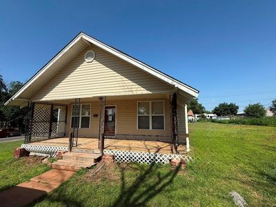 223 N Market St, Cordell, OK, 73632