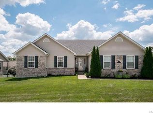 1869 Autumn Trl, Wentzville, MO 63385