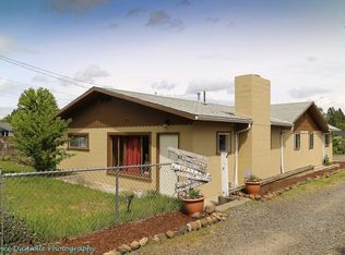 2736 Merriman Rd, Medford, OR 97501