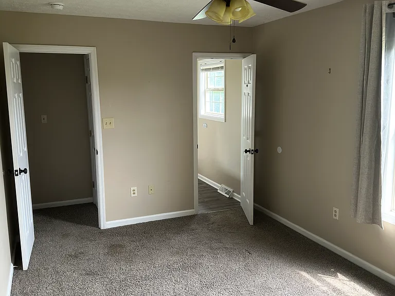 422 Sara Leigh Dr #2 — Photo 19