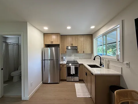 Granny Flat full kitchen