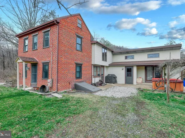 1300 S York Rd, Dillsburg, PA 17019