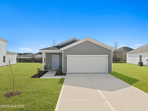 628 S Squires Run Lane, Richlands, NC 28574