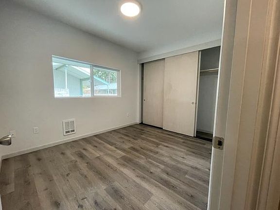 3rd image of 5822 200th St SW