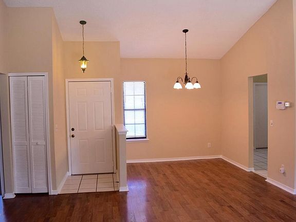5th image of 10035 Huntington Forest Blvd E