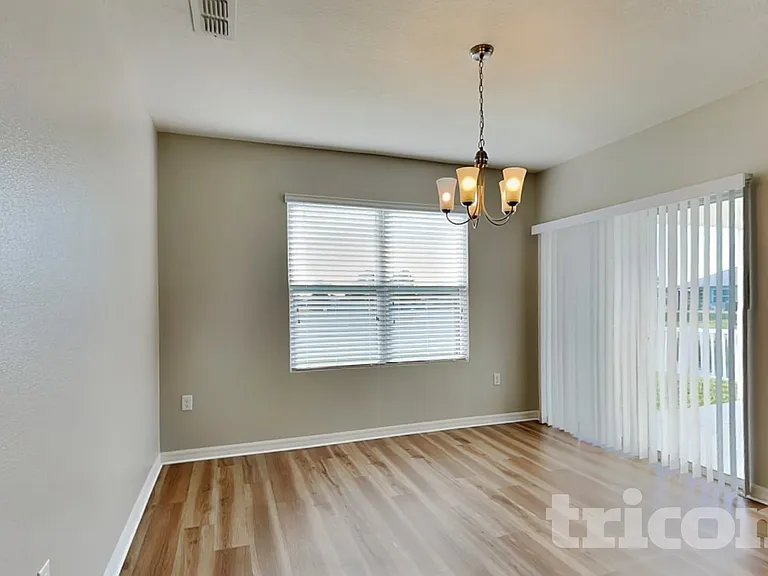 991 Summer Glen Dr — Photo 5