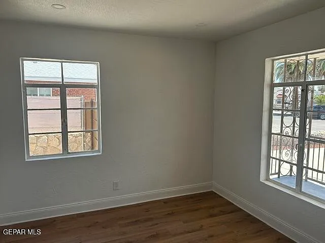 3921 Cambridge Ave #B — Photo 11