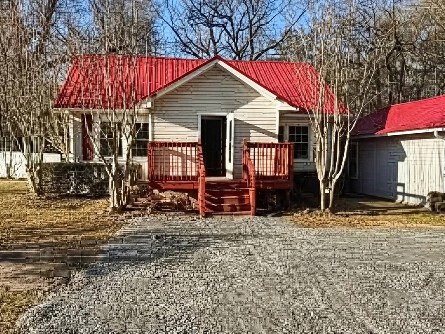 4 bed, 2.0 bath, $1,750 — Photo 2
