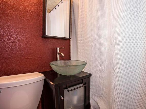 4th image of 2127 S 62nd St #62nd