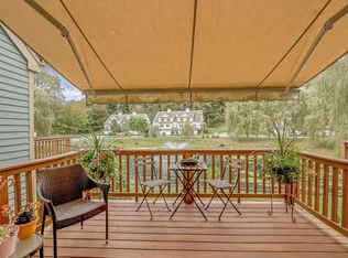 5502 Manor Dr, Peekskill, NY 10566