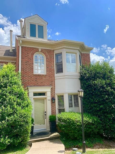 1st image of 100 Forest Place Cir