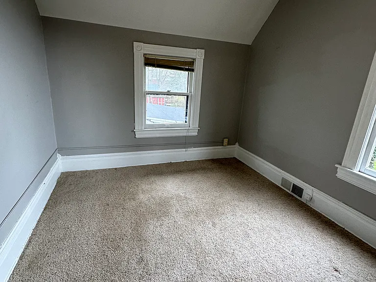 829 Miller Ave #2 — Photo 23