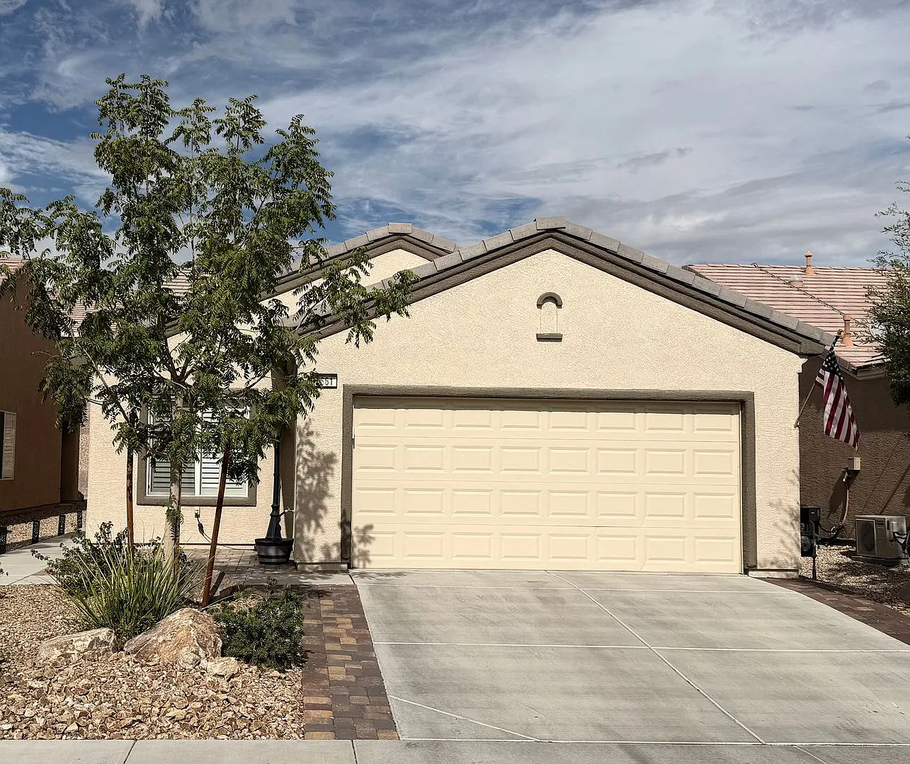 7661 Fieldfare Drive — Photo 1