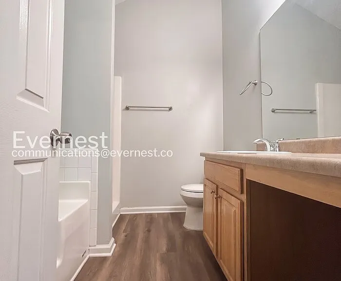 435 Skif Pond Ct — Photo 13