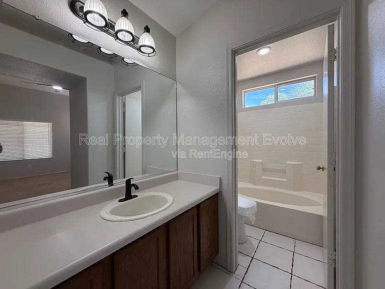 2340 E Derringer Way — Photo 13