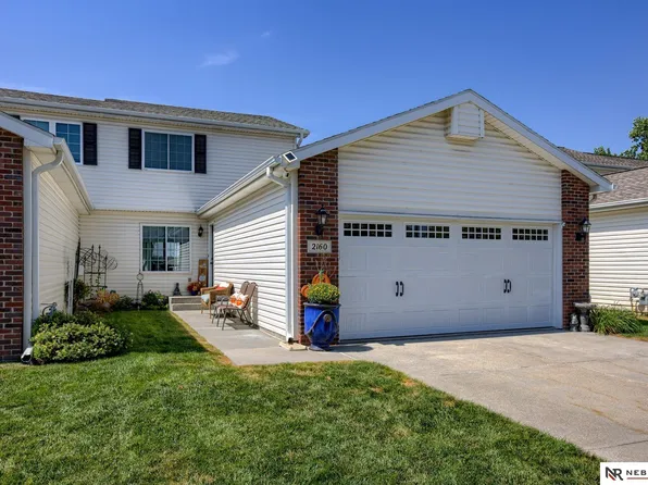 2160 Kingswood Cir, Lincoln, NE 68521