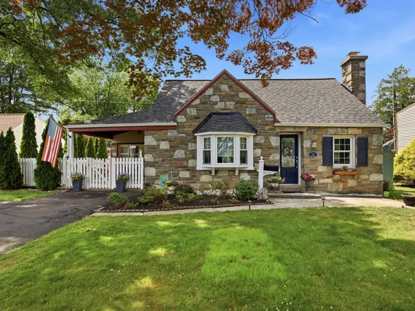 207 Bensal Rd, Hatboro, PA 19040