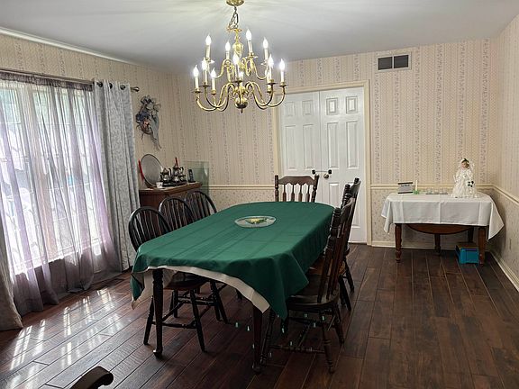 4th image of 5200 Landview Dr