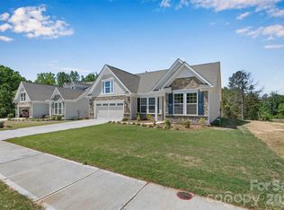 13320 Cozy Ct, Charlotte, NC 28215