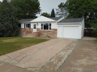 839 Cleveland Ave, Cheyenne, WY 82001