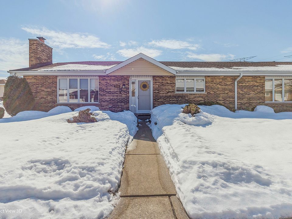 1st image of 7331 W 154th Pl #65