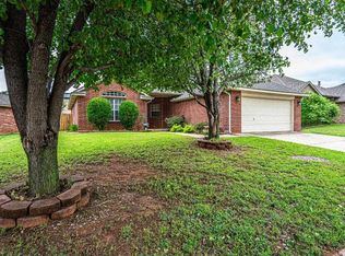 1941 Bradford Way, Edmond, OK 73003
