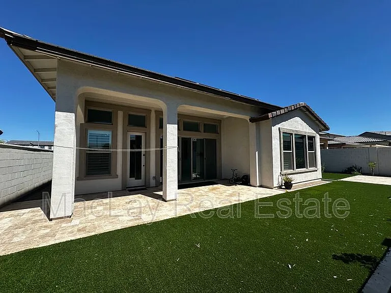 1979 W Lariat Ln — Photo 29