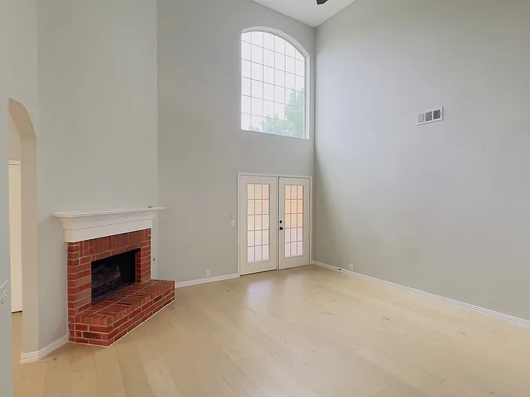 4712 Frost Hollow Dr — Photo 3