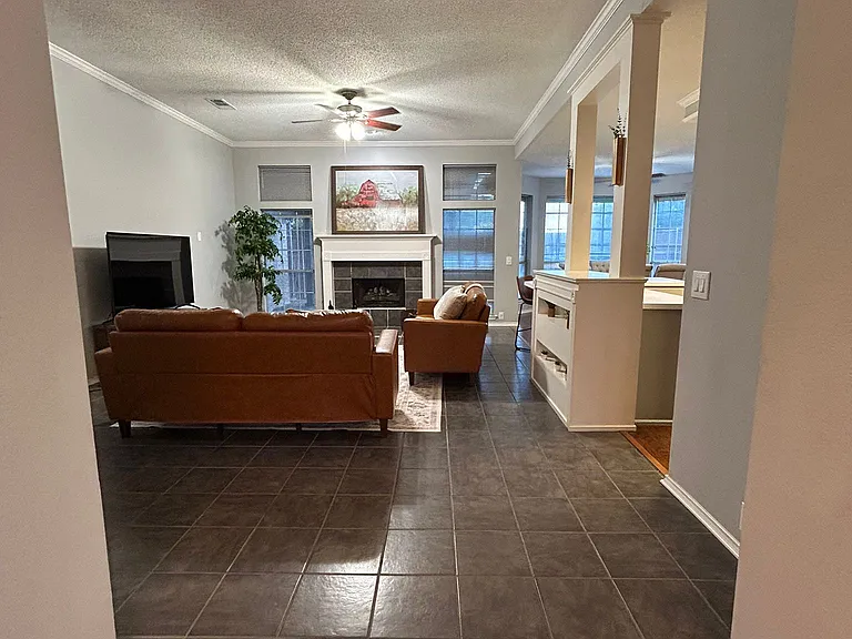 10809 Paisano Dr — Photo 20